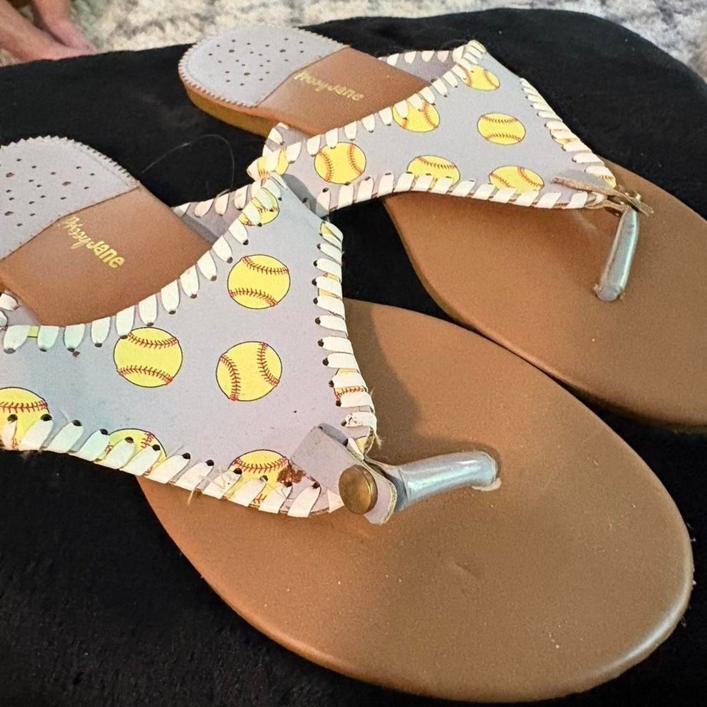 Prissy Jane Womens Softball Print Whipstitch Thong Sandals Blue Yellow Size 9